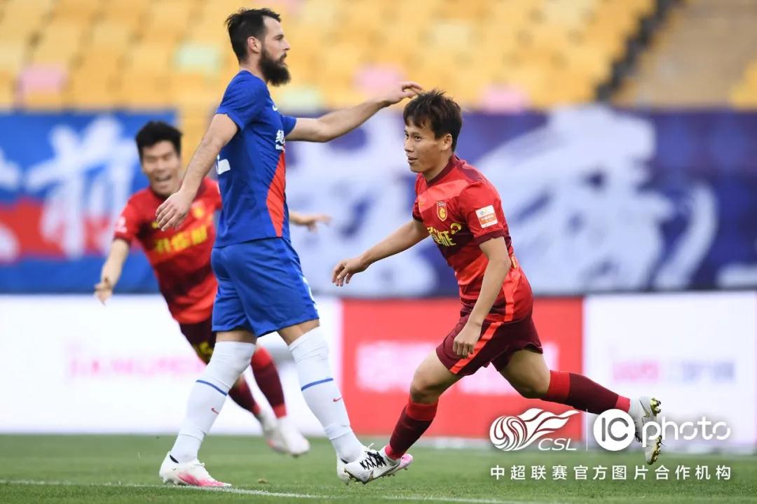 ترتيب الأندية التونسية عالمياًأين تقع فرقنا على الخريطة الكروية؟